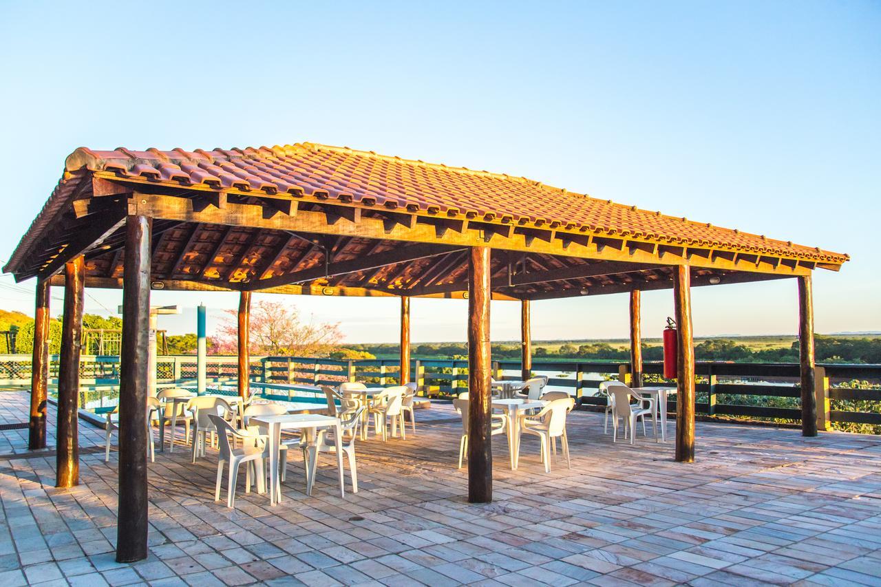Candeias Hotel Gold Fish Корумба Екстериор снимка